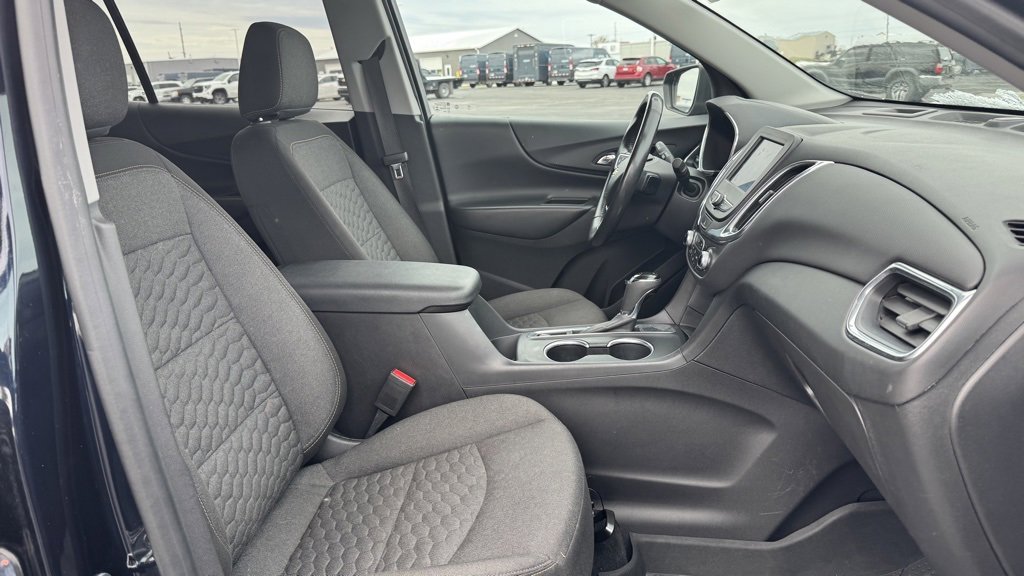 Used 2021 Chevrolet Equinox LT image 26