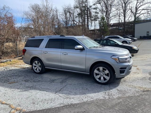 Used 2024 Ford Expedition Max Platinum image 4