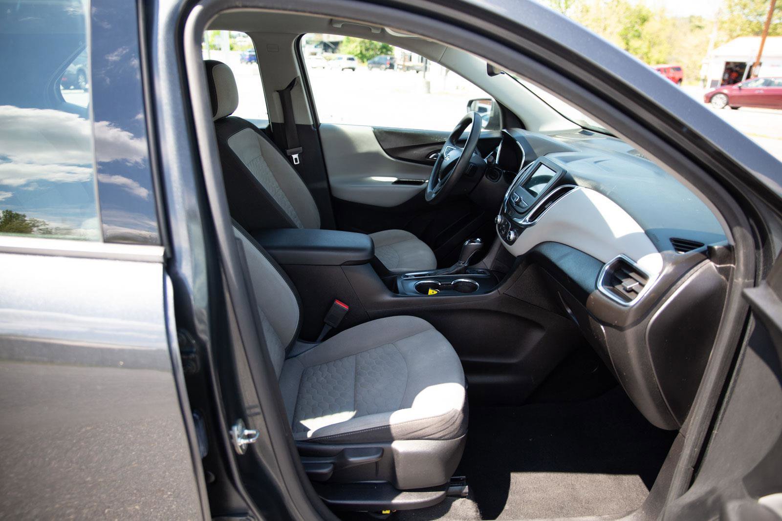 Used 2019 Chevrolet Equinox LS AWD/4WD image 23