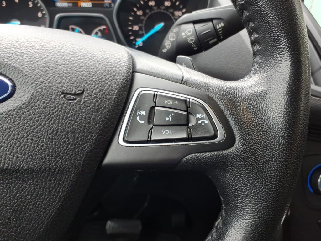 Used 2017 Ford Escape Titanium AWD/4WD image 16