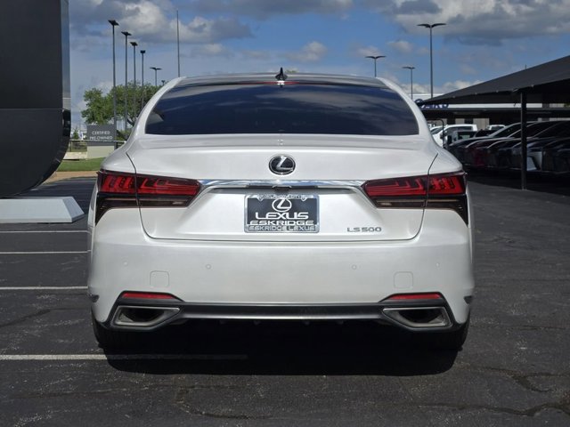 Certified 2022 Lexus LS 500 w/ Luxury Package RWD image 6