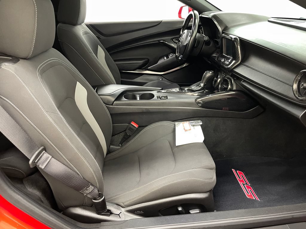 Used 2018 Chevrolet Camaro LT w/ RS Package RWD image 33