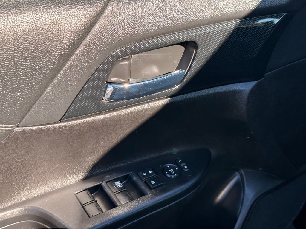 Used 2014 Honda Accord Sport image 22