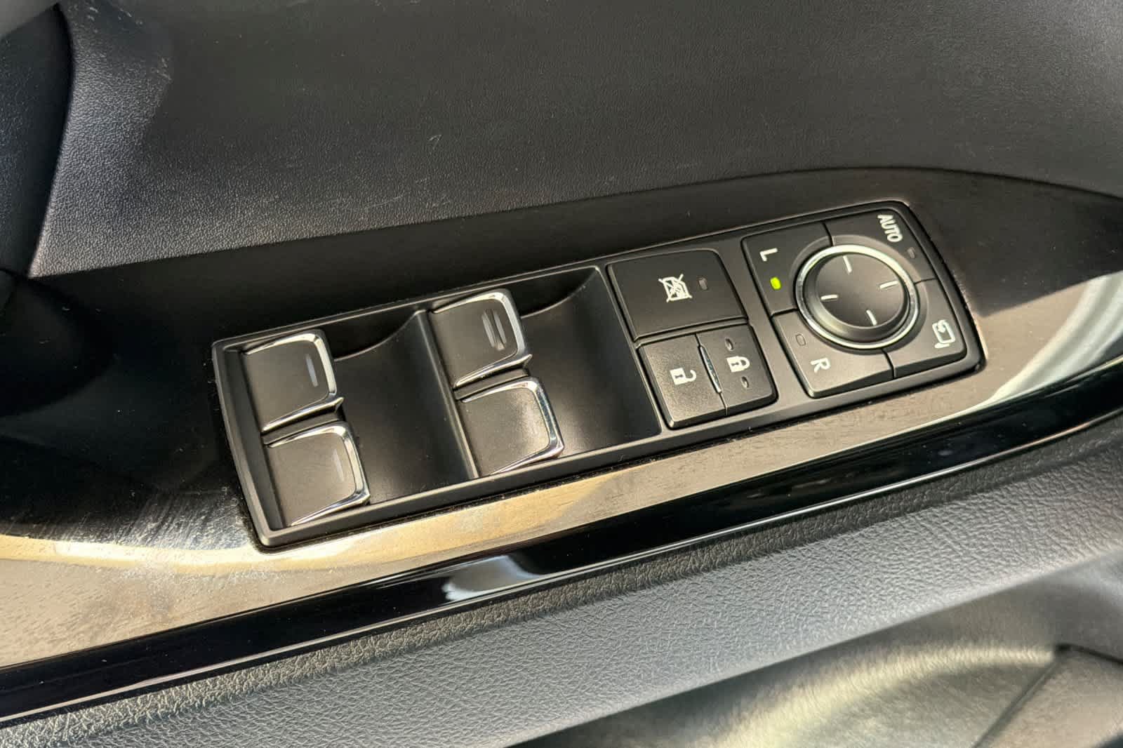 Certified 2021 Lexus LX 570 4WD w/ Sport Package image 13