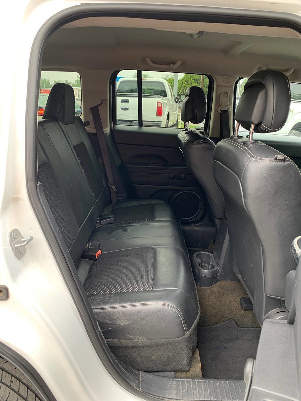 Used 2016 Jeep Patriot Sport FWD image 15