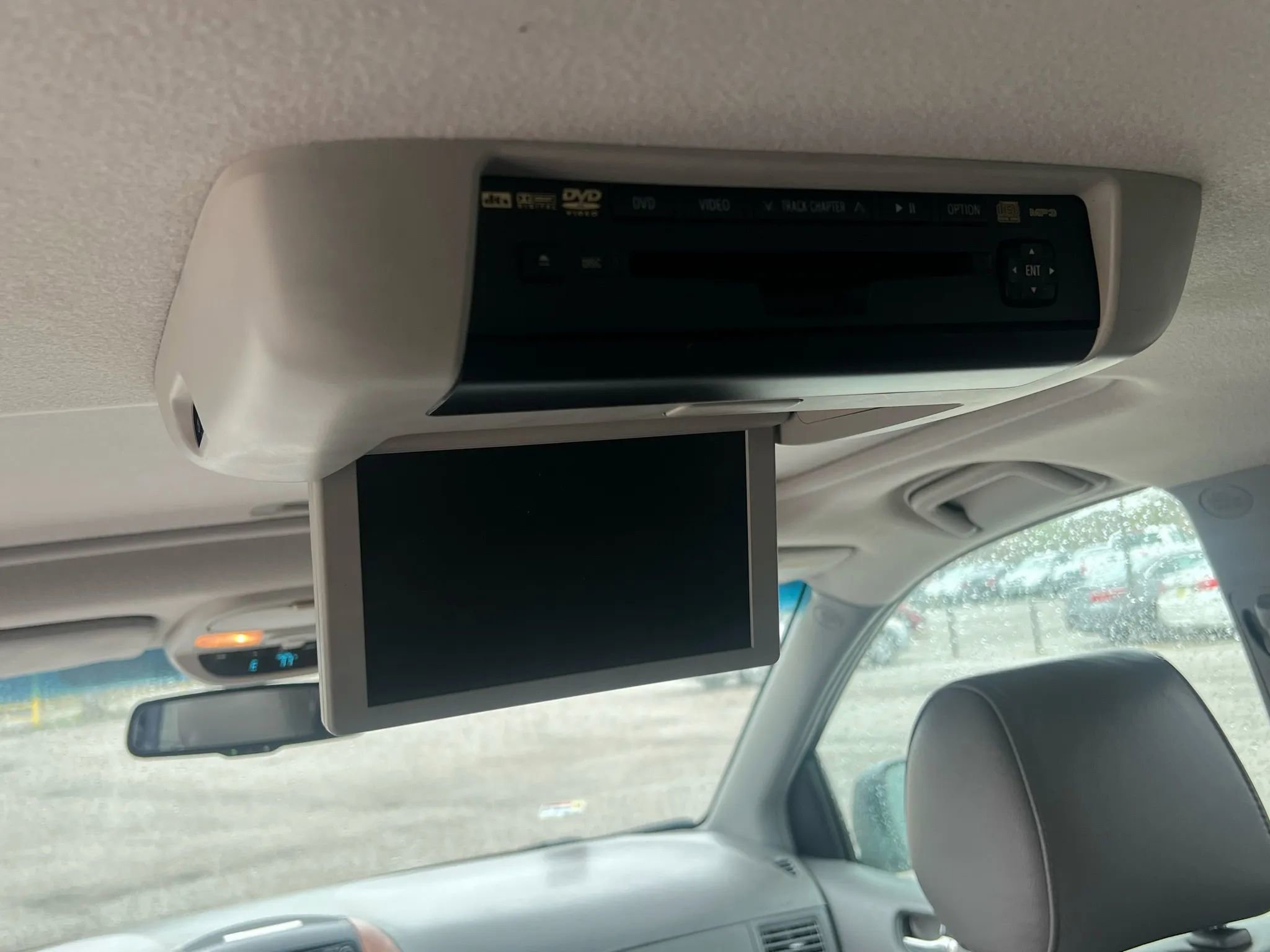 Used 2008 Toyota Sienna XLE Limited image 19