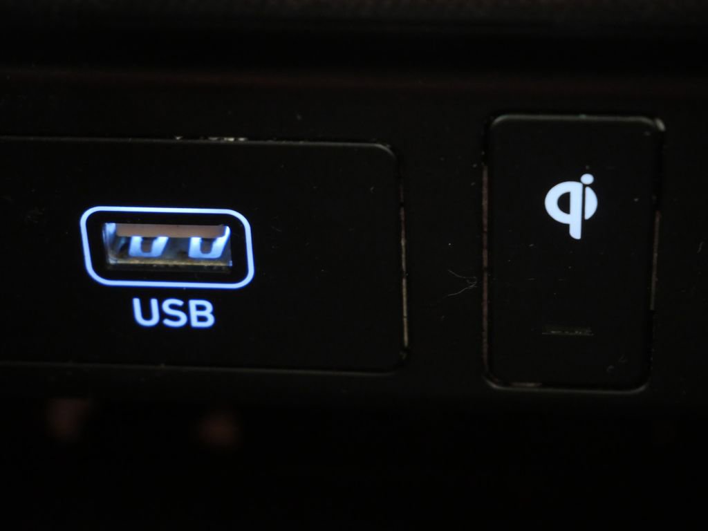 Used 2021 Hyundai Palisade Limited AWD/4WD image 23