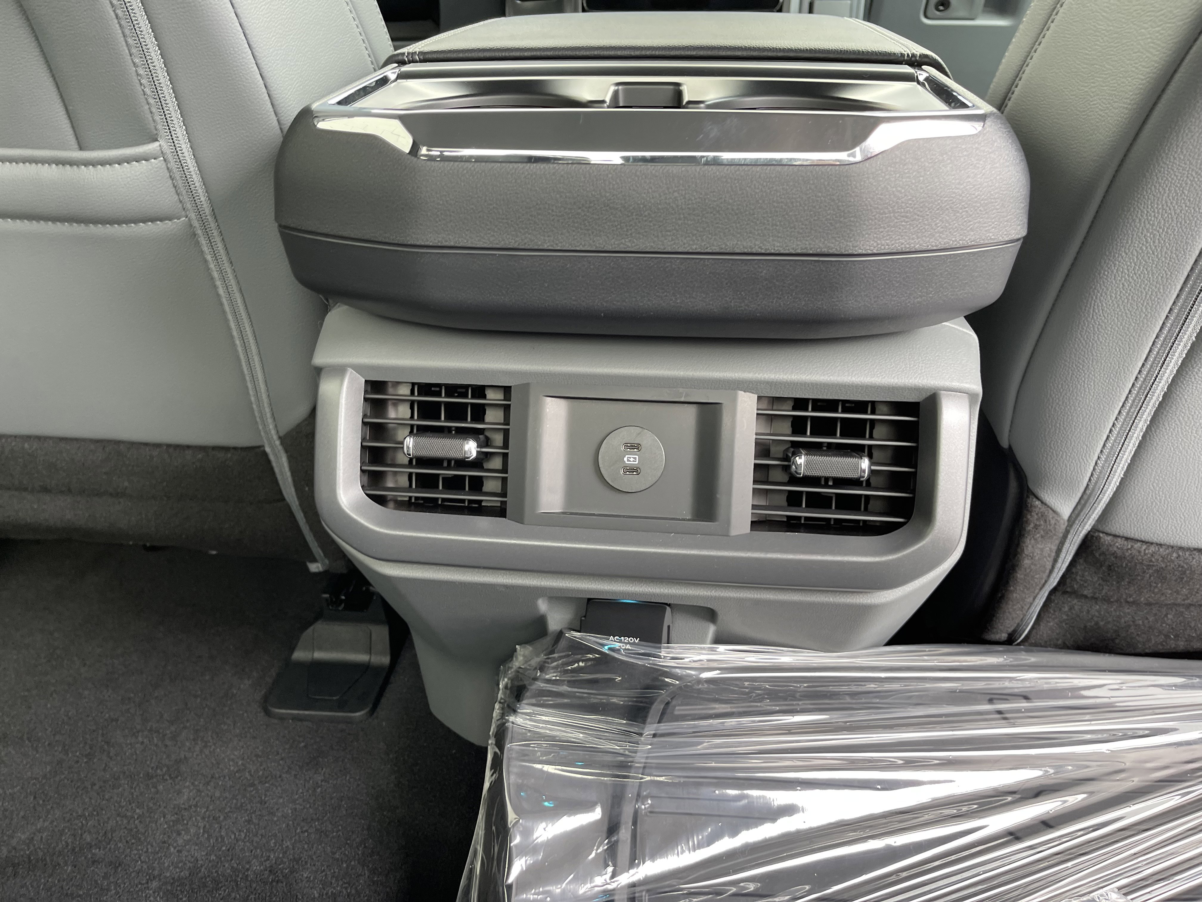 New 2025 Ford F150 Lightning Flash image 29