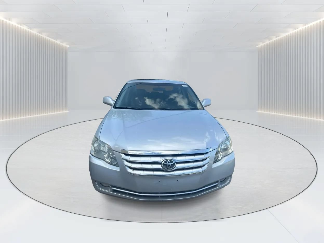 Used 2007 Toyota Avalon Touring FWD image 2