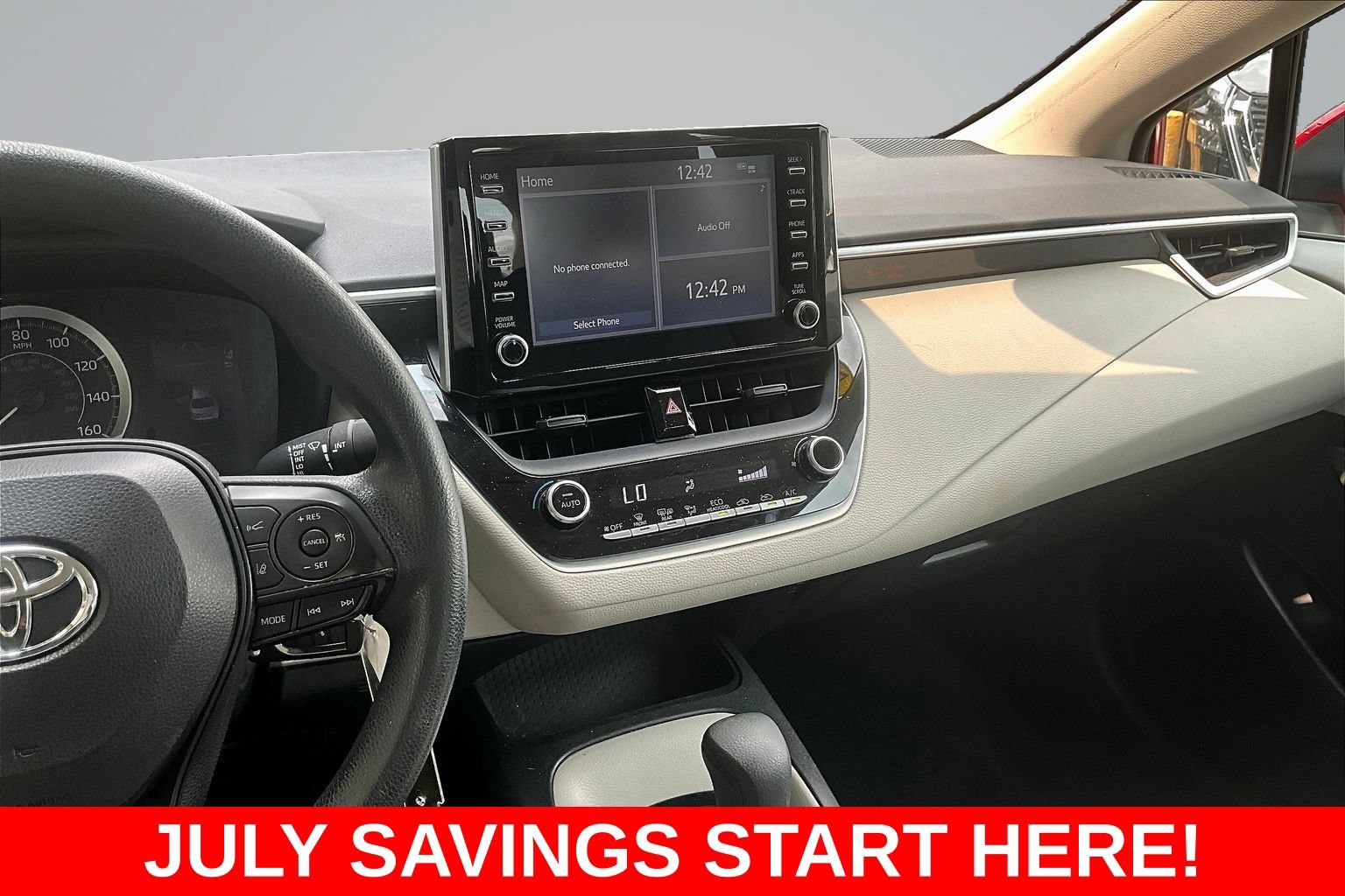 Used 2020 Toyota Corolla LE FWD image 11