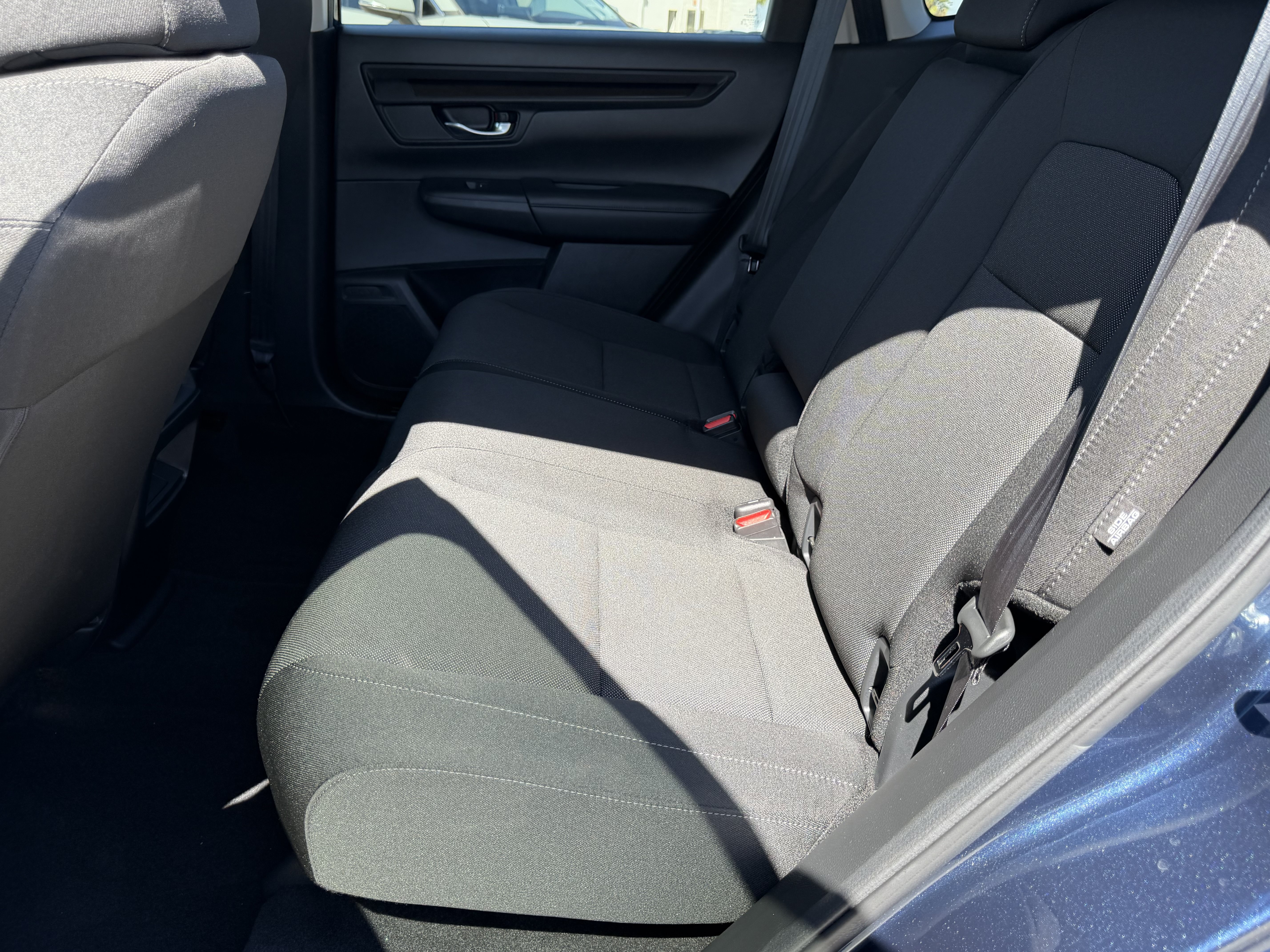 Used 2025 Honda CR-V LX image 33