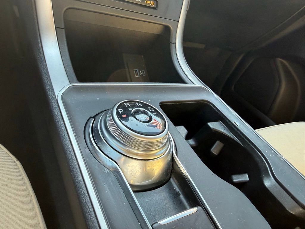 Used 2024 Ford Edge SE image 22