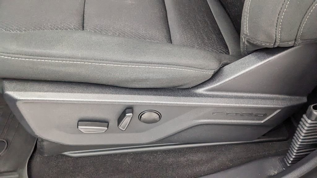 Certified 2023 Ford F150 XLT w/ Equipment Group 302A High image 27