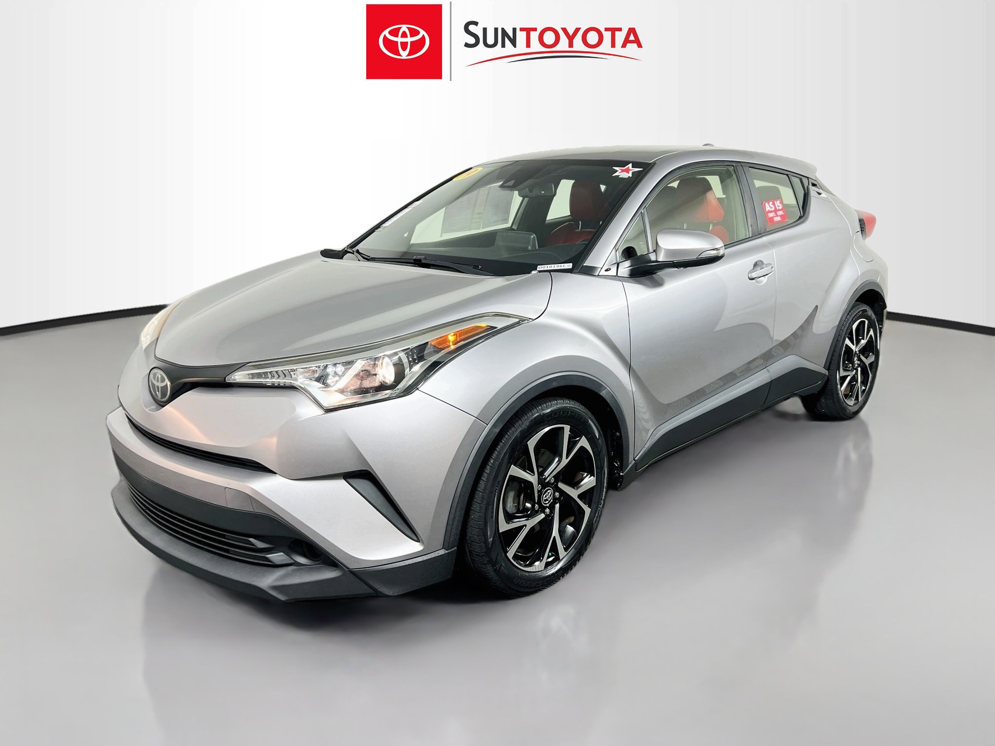 Used 2019 Toyota C-HR XLE FWD image 9