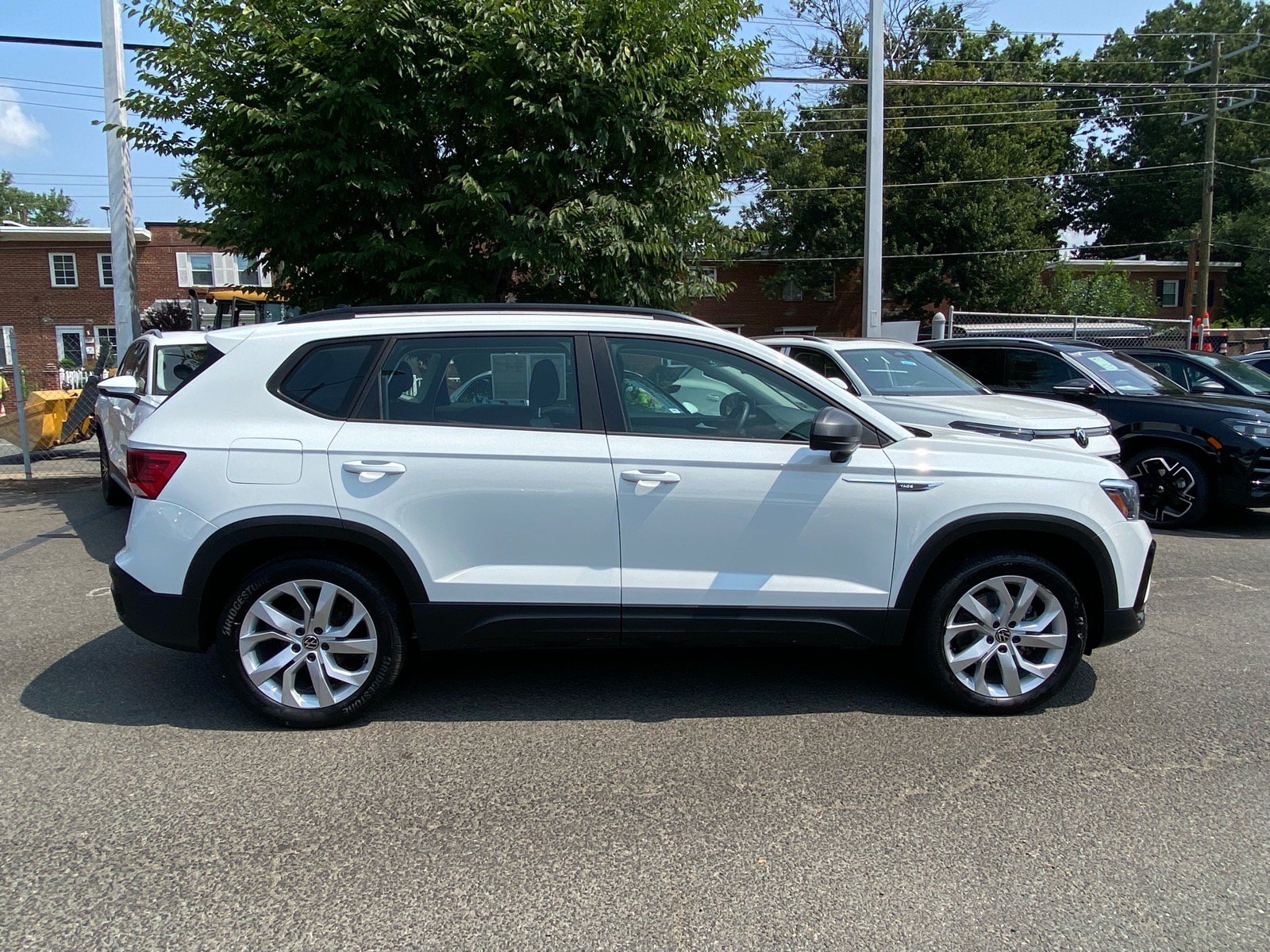 Used 2023 Volkswagen Taos S w/ Driver Assistance Package AWD/4WD image 2