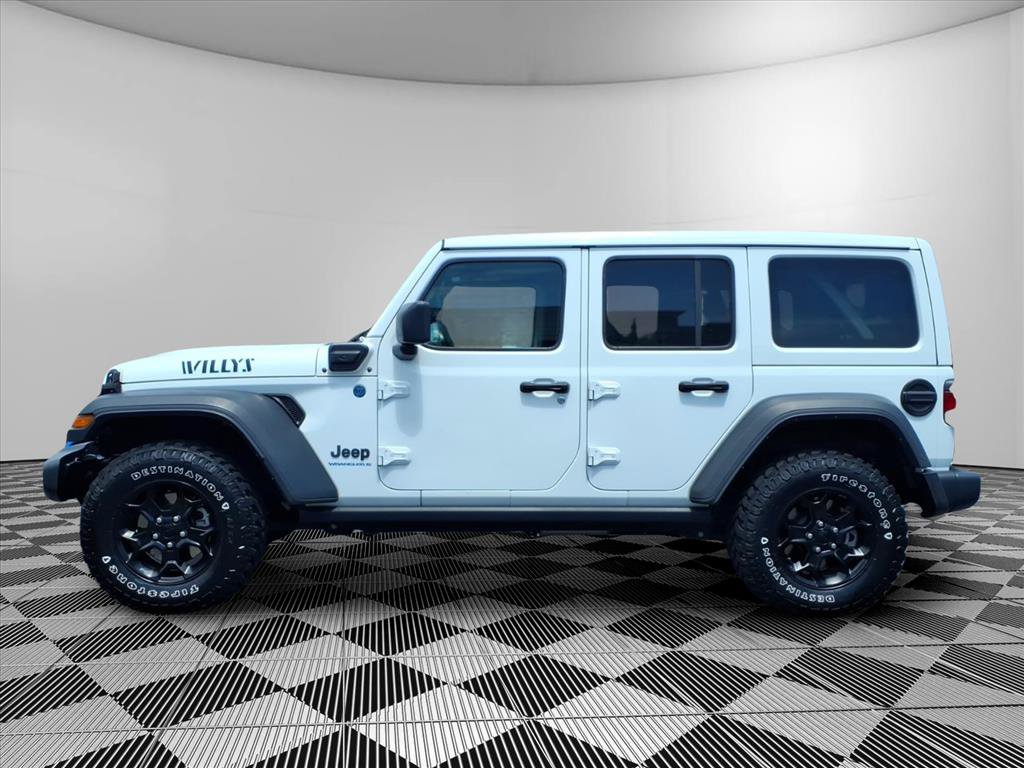 Certified 2023 Jeep Wrangler Unlimited w/ Sun & Screen Package AWD/4WD image 23
