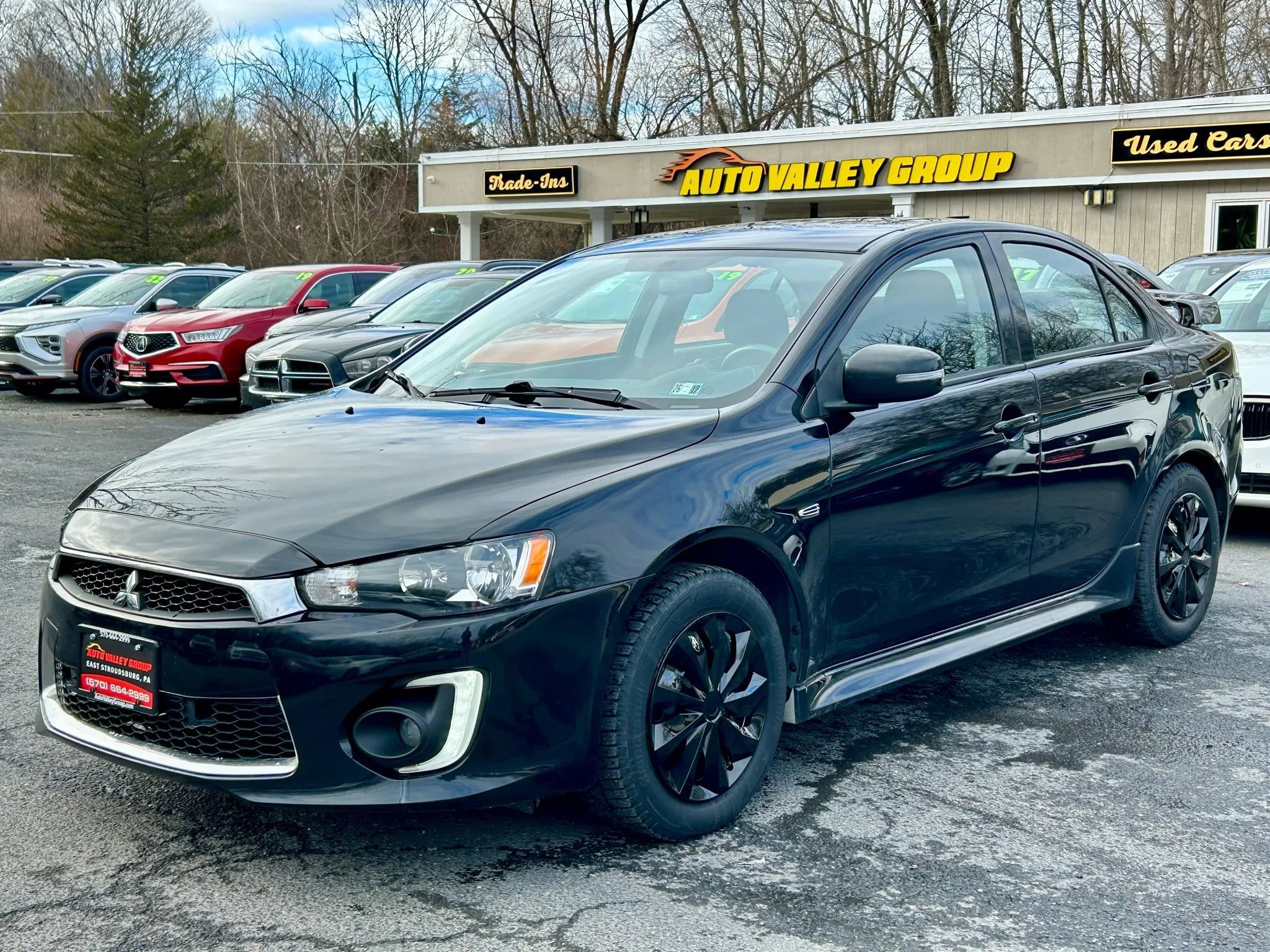 Used 2017 Mitsubishi Lancer AWD Sedan image 4