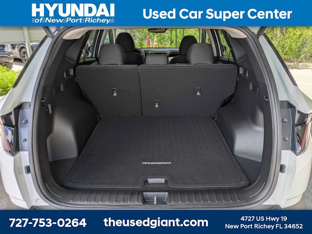 Certified 2023 Hyundai Tucson SEL w/ Winter Package FWD image 12