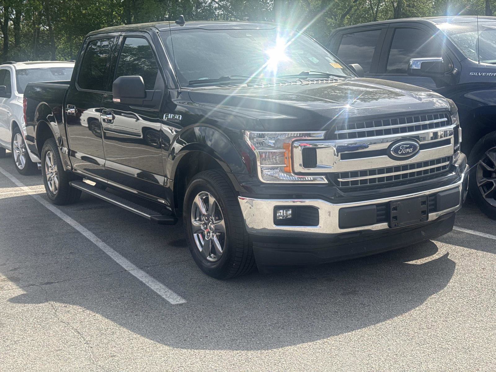 Used 2018 Ford F150 XLT w/ Equipment Group 302A Luxury AWD/4WD image 1