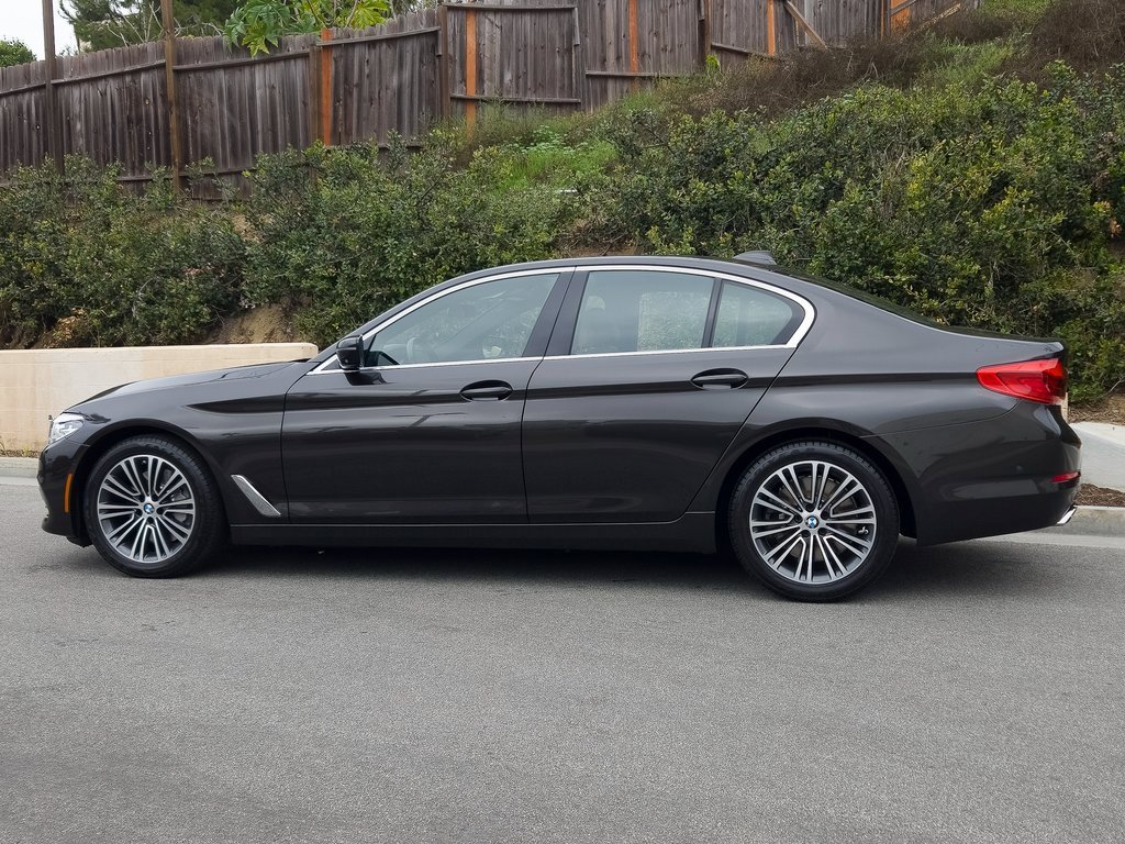 Used 2019 BMW 540i w/ Convenience Package image 28