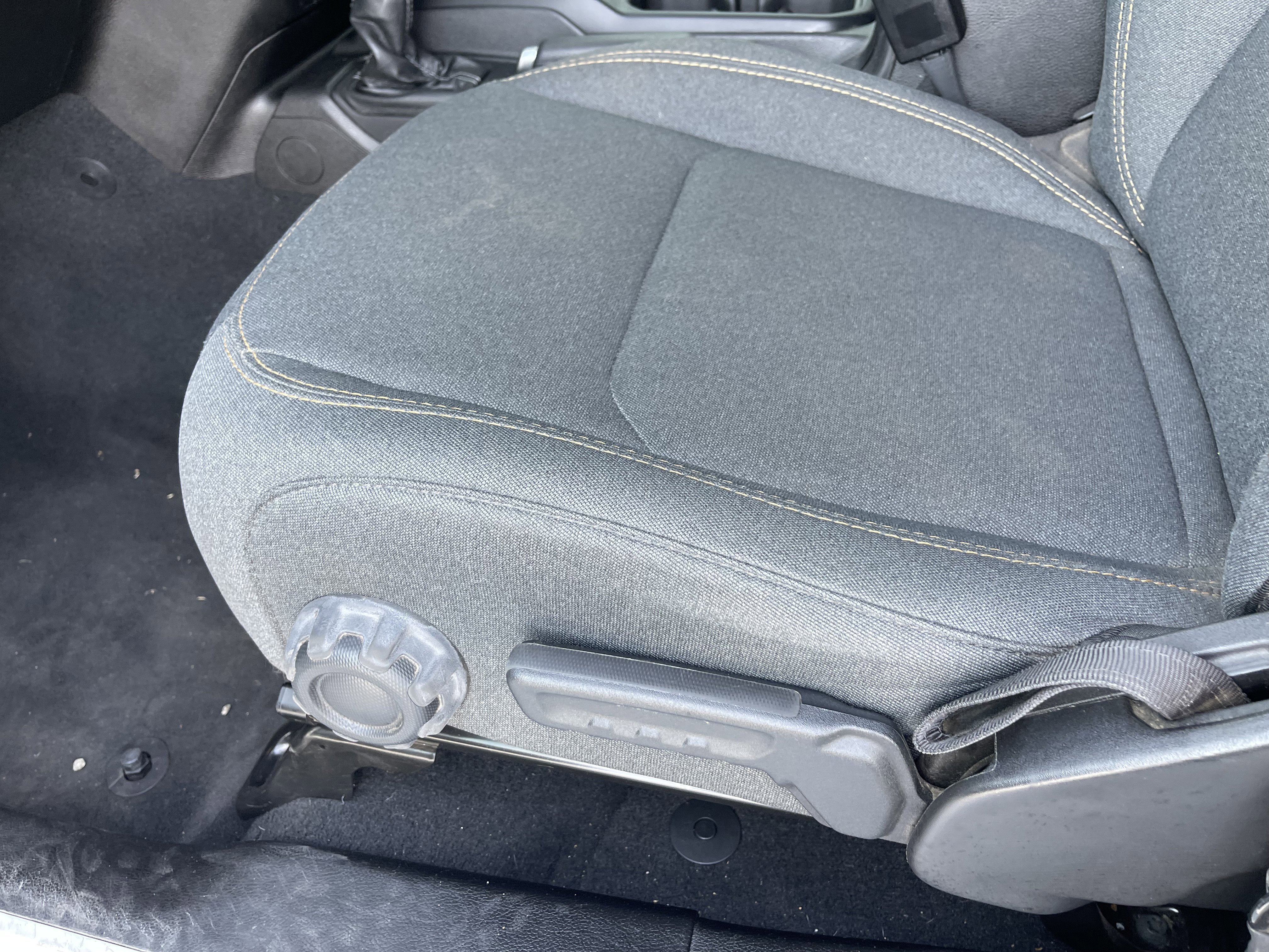 Used 2024 Jeep Wrangler Unlimited Sahara image 13