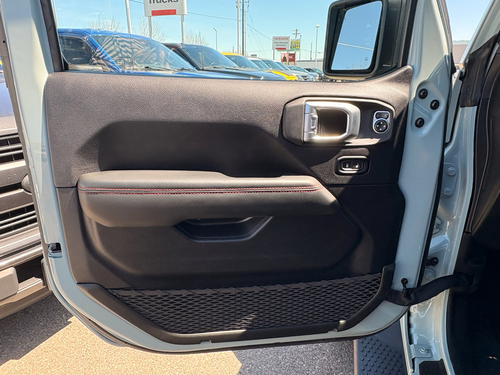 Used 2024 Jeep Wrangler Unlimited Rubicon 392 AWD/4WD image 14