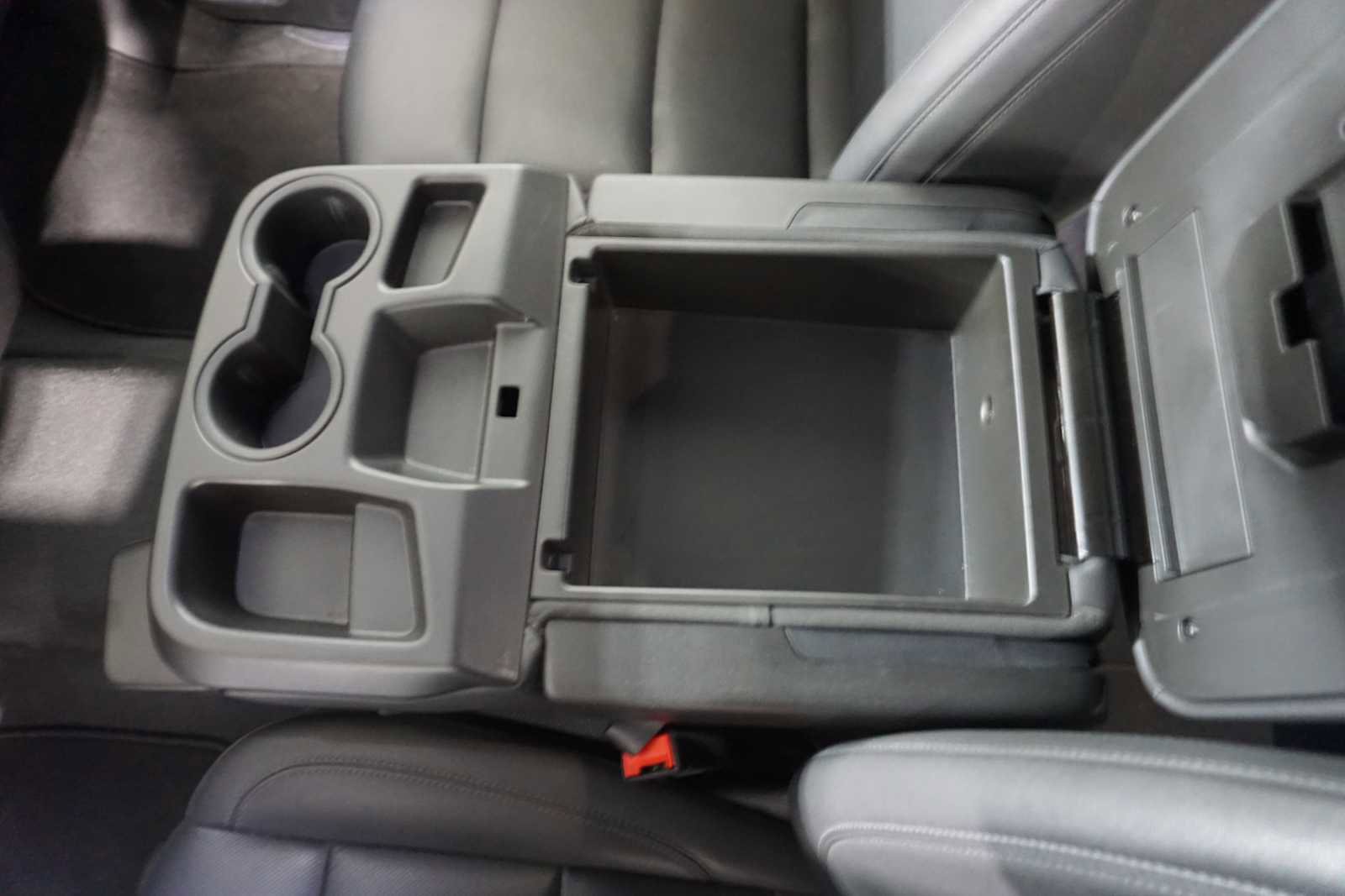 Certified 2025 GMC Sierra 1500 SLT image 21