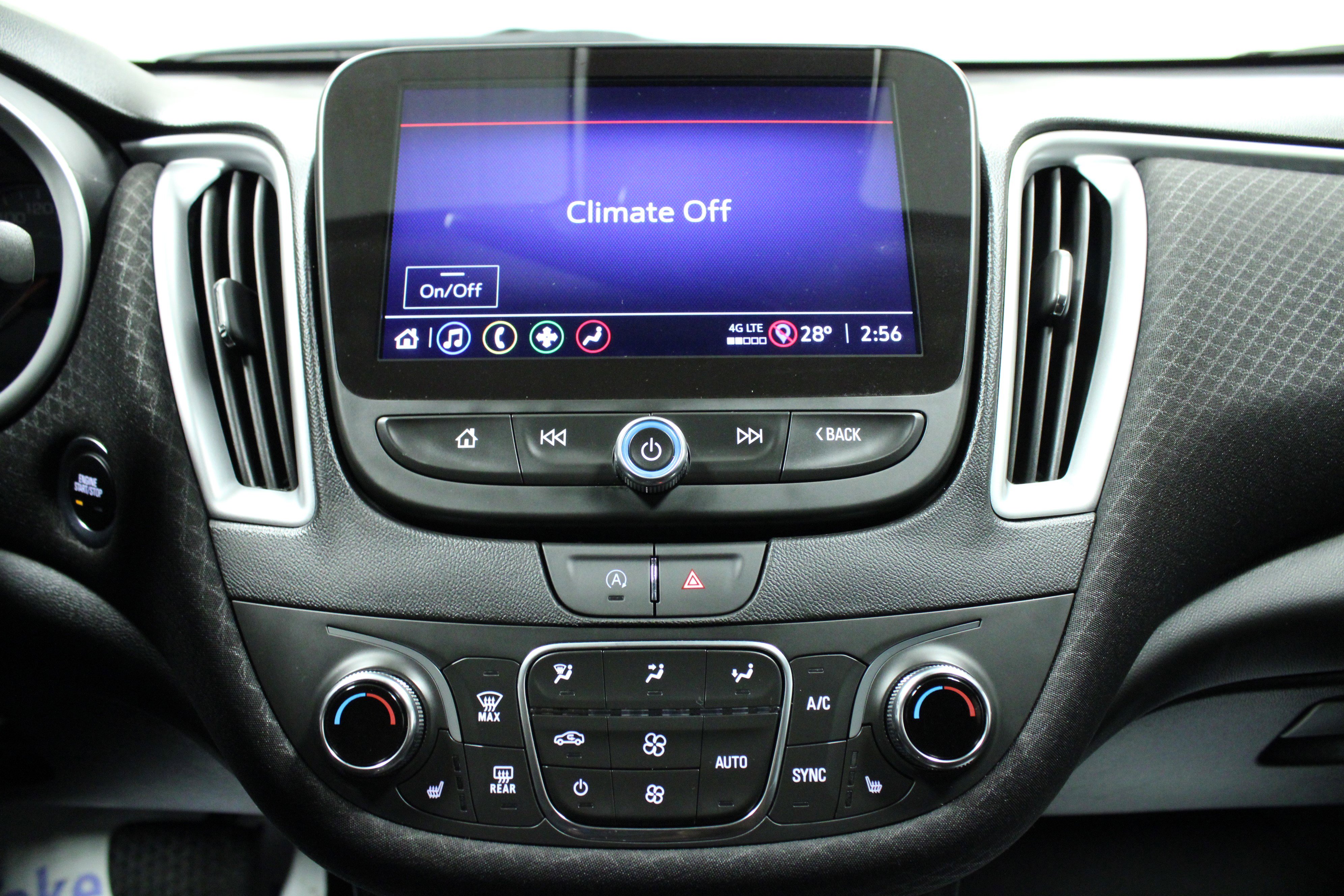 Used 2023 Chevrolet Malibu LT image 21