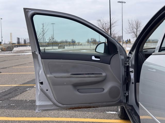Used 2008 Chevrolet Cobalt LT image 4