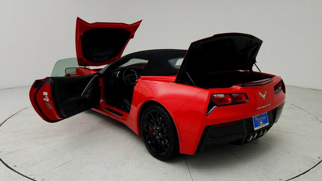 Used 2019 Chevrolet Corvette Stingray Convertible w/ 3LT Preferred Equipment Group RWD image 12