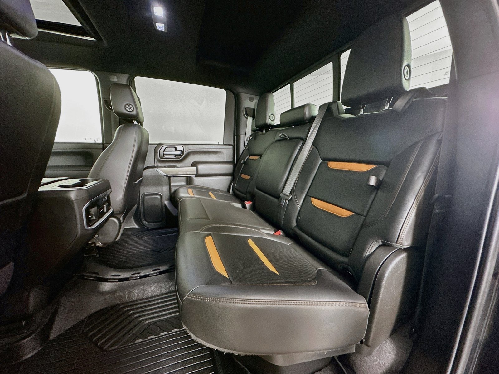 Used 2020 GMC Sierra 3500 AT4 w/ AT4 Premium Package AWD/4WD image 27