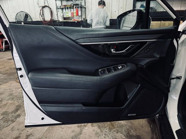 Used 2022 Subaru Outback Limited image 15