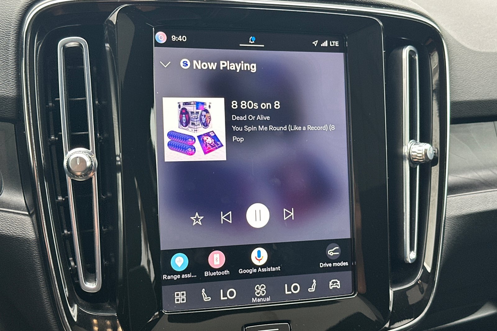 Certified 2023 Volvo C40 P8 Recharge Plus AWD/4WD image 21