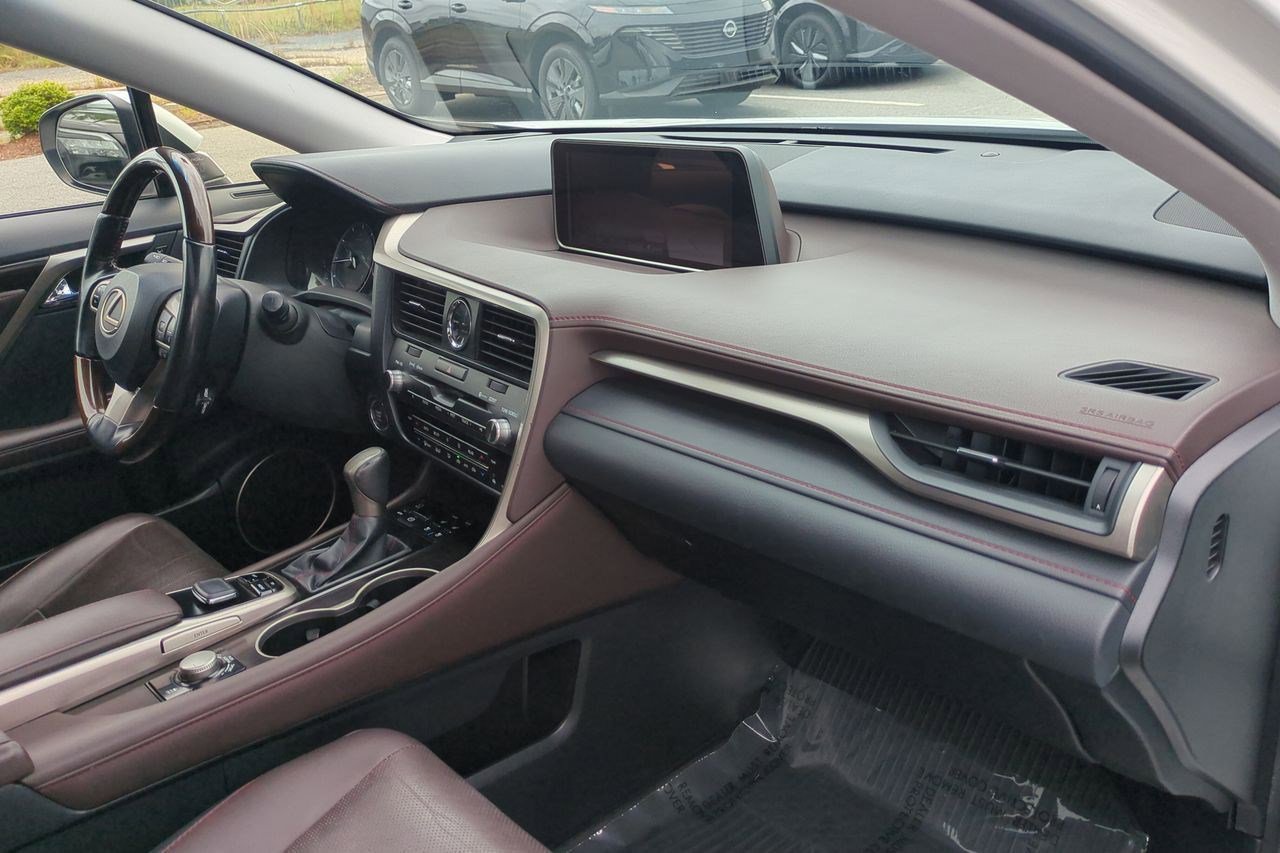 Used 2018 Lexus RX 350L FWD image 44