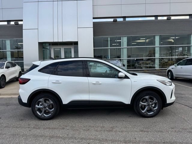 New 2026 Ford Escape ST-Line Select w/ Tech Pack #1 AWD/4WD image 34