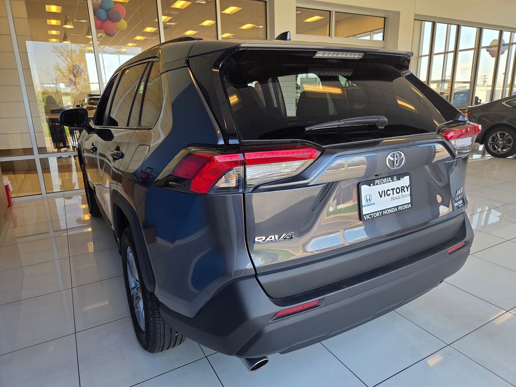 Used 2025 Toyota RAV4 XLE image 8