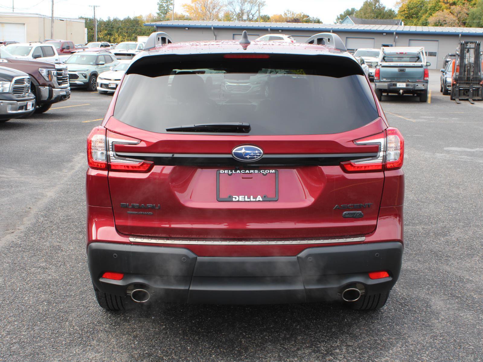 Used 2025 Subaru Ascent Bronze Edition image 6