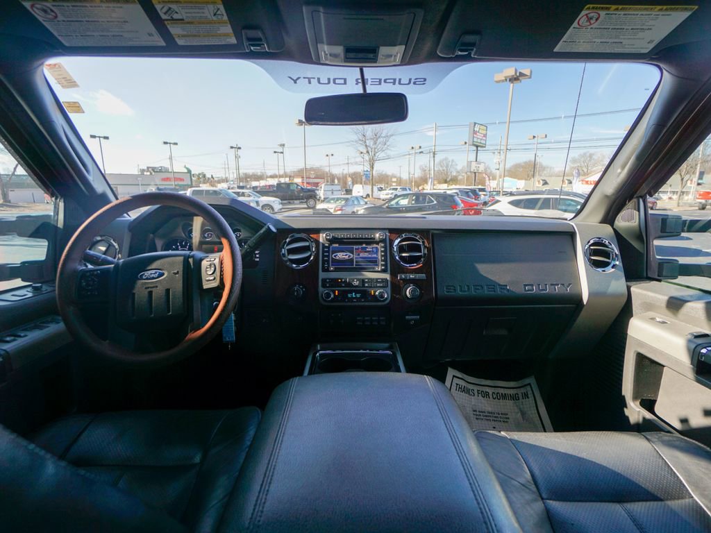 Used 2012 Ford F250 Lariat w/ Lariat Ultimate Pkg image 2