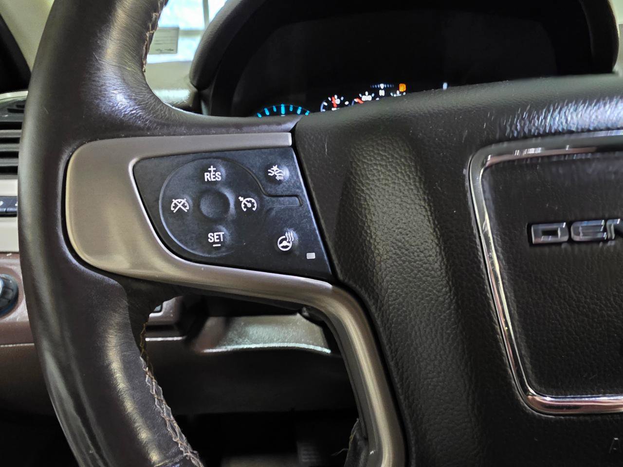 Used 2017 GMC Yukon Denali w/ Open Road Package image 45