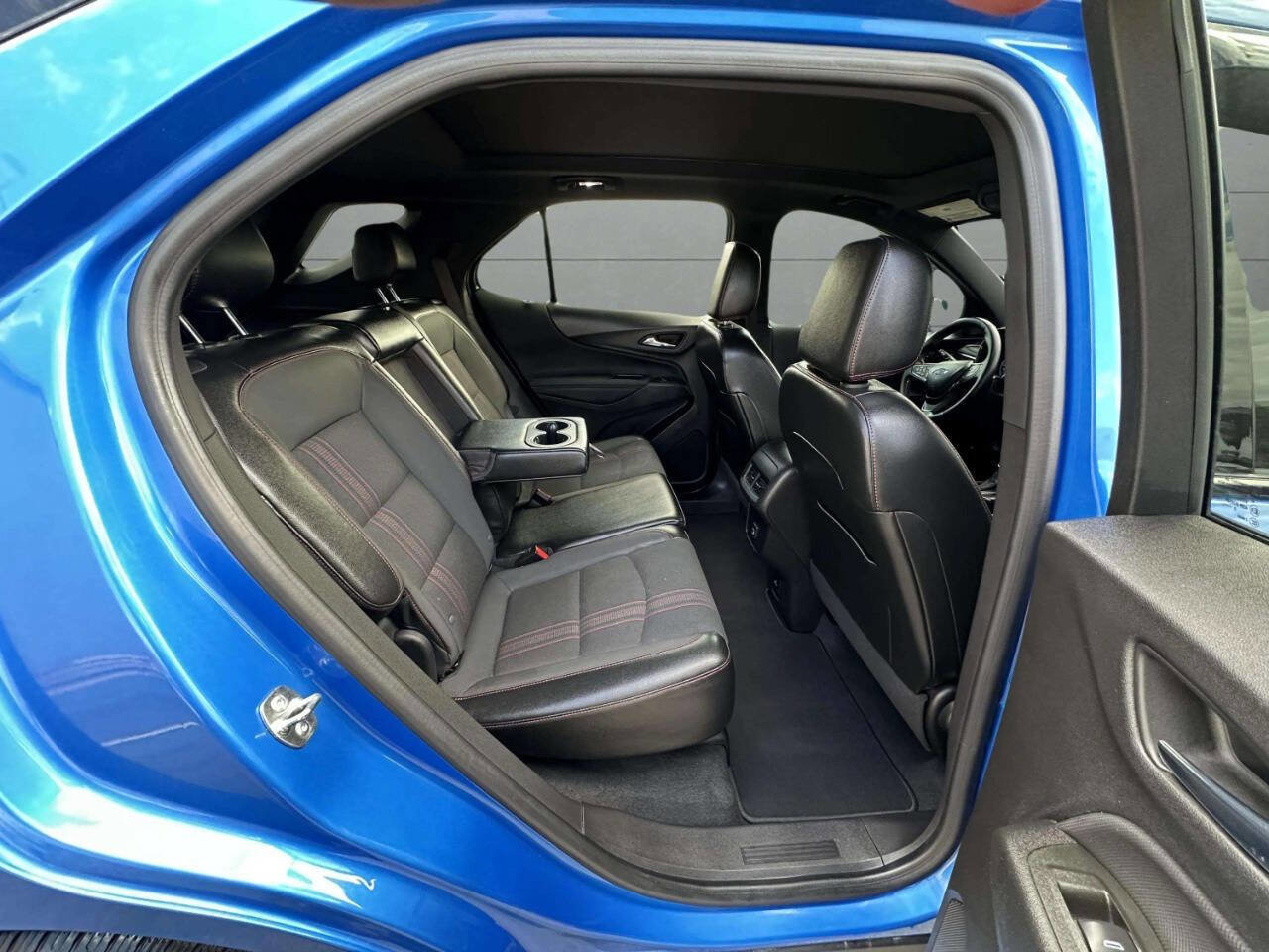 Used 2024 Chevrolet Equinox RS image 30