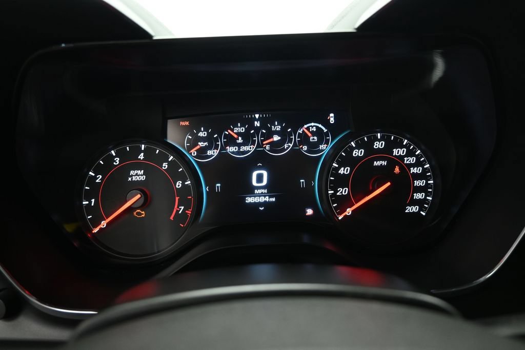 Used 2018 Chevrolet Camaro SS RWD image 12