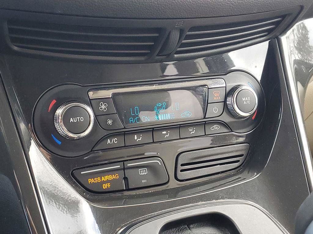Used 2016 Ford Escape Titanium image 15