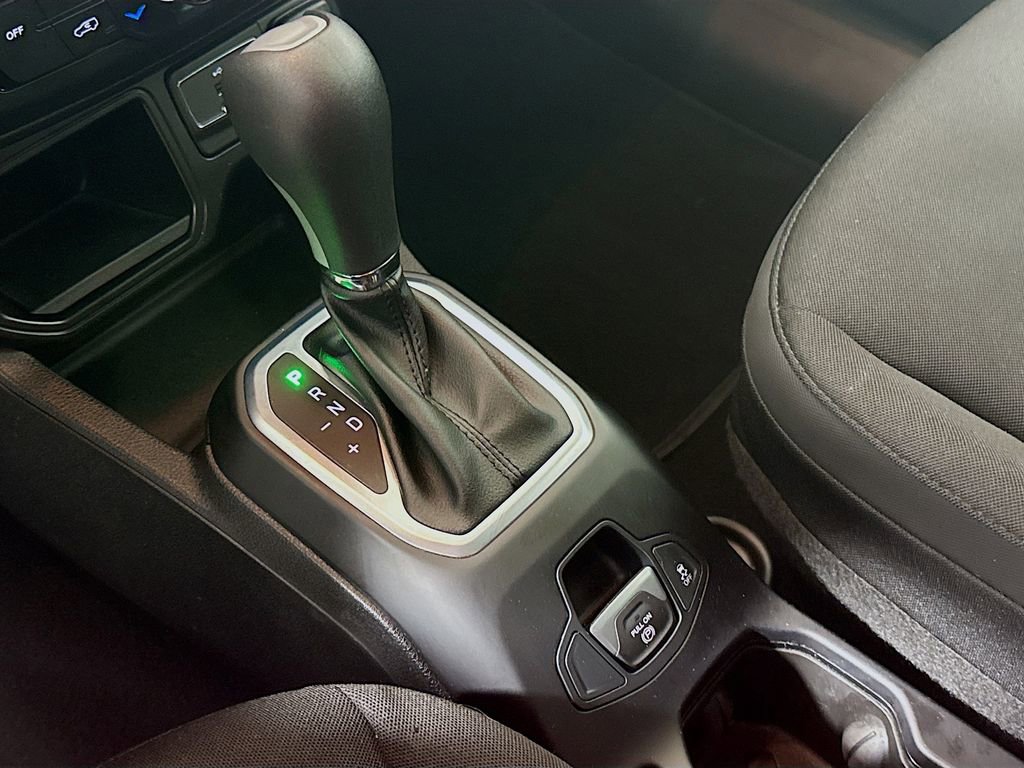 Used 2019 Jeep Renegade Altitude w/ Quick Order Package 2XM image 16