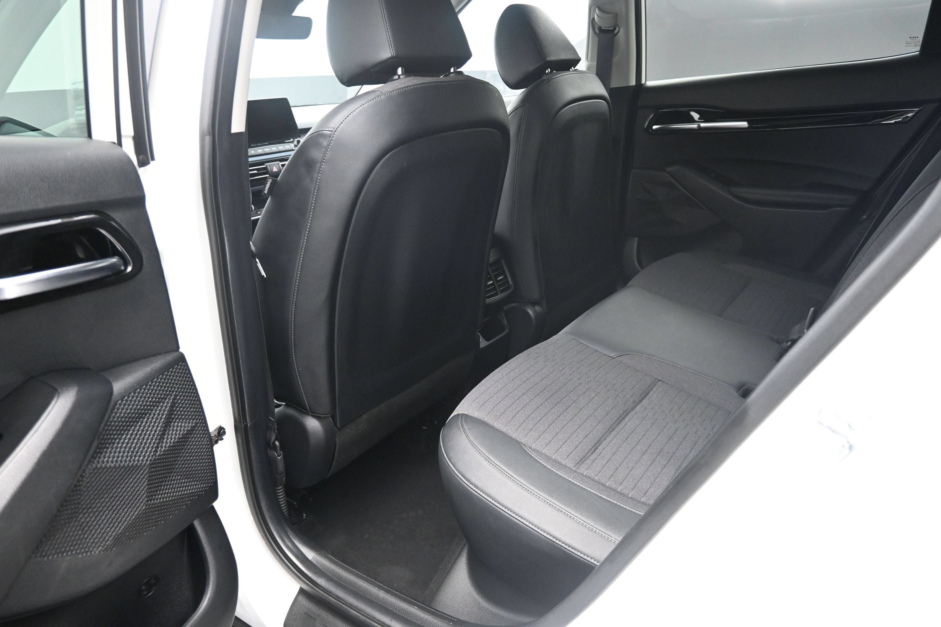 Used 2023 Kia Seltos S w/ Navigation Package FWD image 27