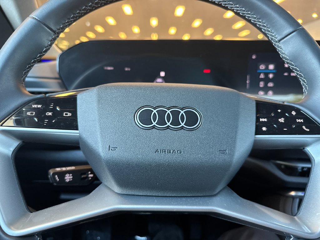 Used 2025 Audi Q5 Premium w/ 19" Wheel Package AWD/4WD image 31