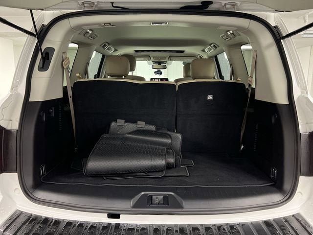 Used 2024 Nissan Armada SL w/ Captain's Chairs Package AWD/4WD image 27