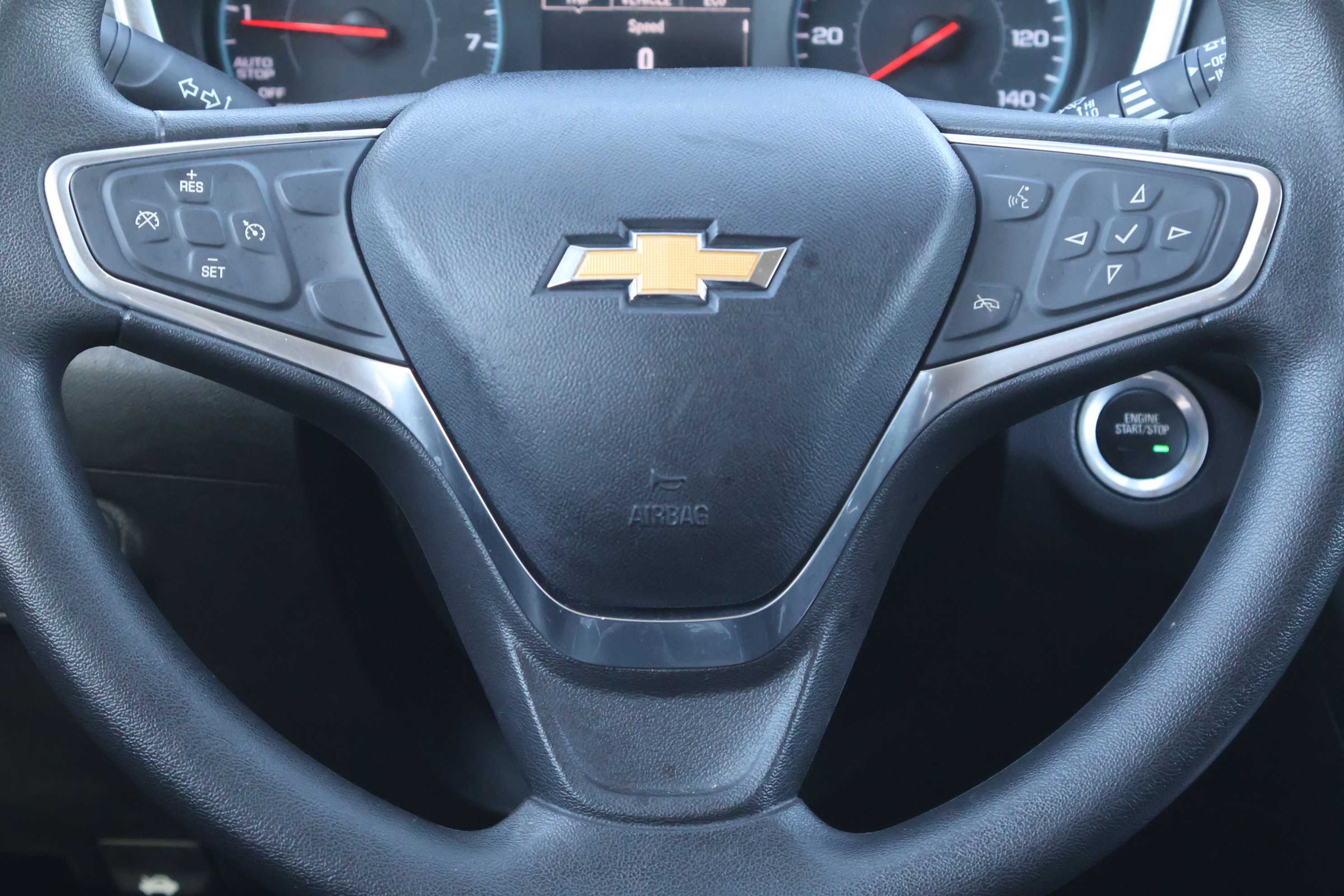 Used 2018 Chevrolet Equinox LT image 20