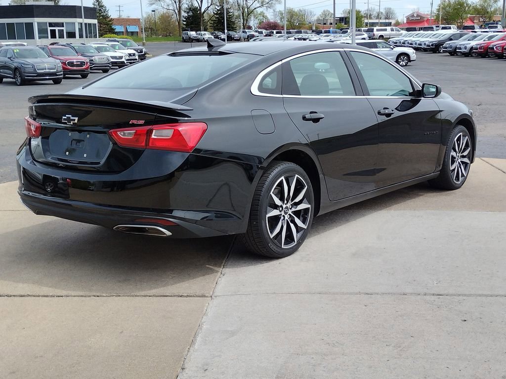 Used 2022 Chevrolet Malibu RS w/ LPO, Floor Liner Package FWD image 5