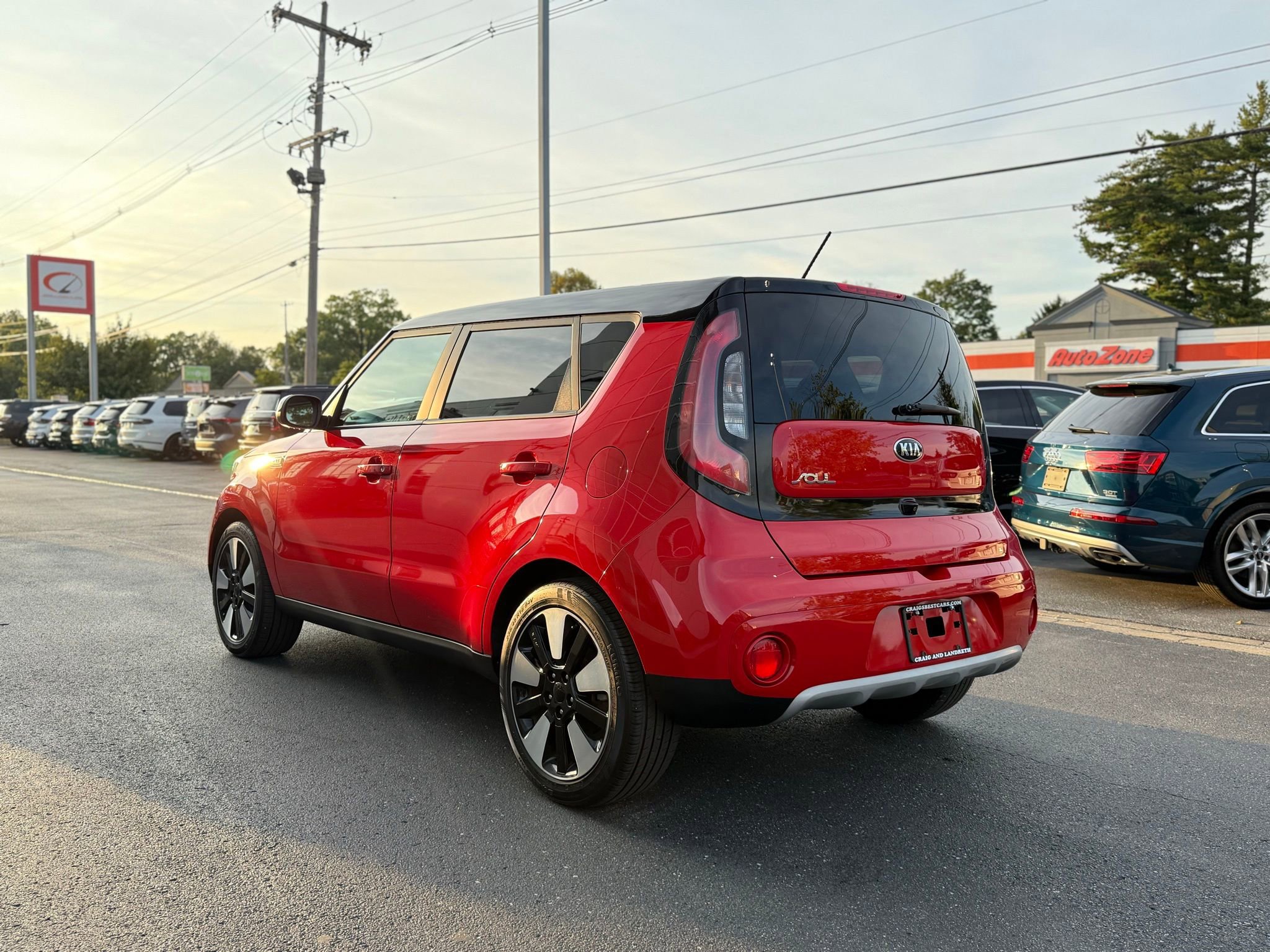 Used 2019 Kia Soul + image 4