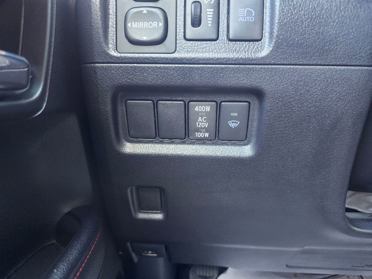 Used 2024 Toyota 4Runner TRD Off-Road Premium image 30